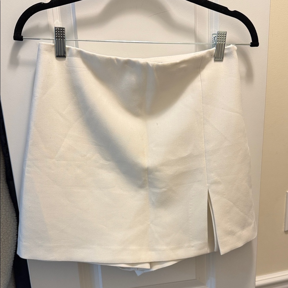 Zara White Skort